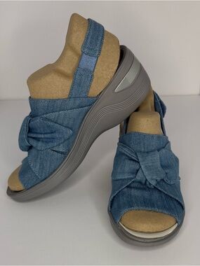 Bzees Denim Blue Knot Slide Sandals
